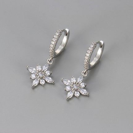 Diamond studded octagonal star ear clasp